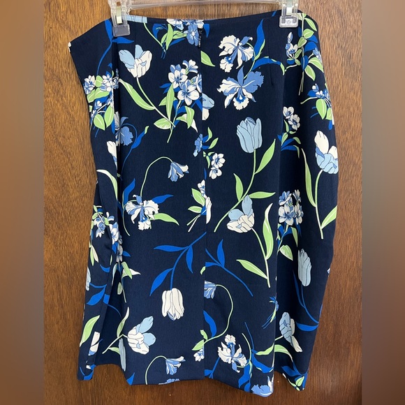 Ann Taylor Floral Blue Women's Skirt Sz 14 - Picture 2 of 6